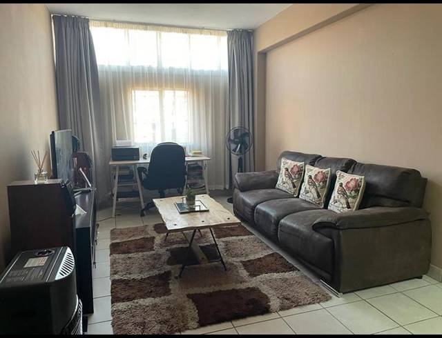 1 BEDROOM APARTMENT FOR SALE IN SUNNYSIDE